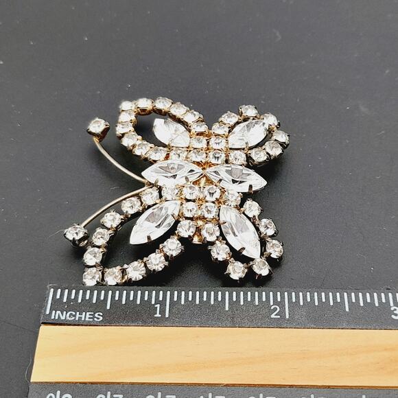 Vintage Mid-Century Clear Rhinestone Butterfly Brooch Pin Silver Tone - Picture 10 of 10